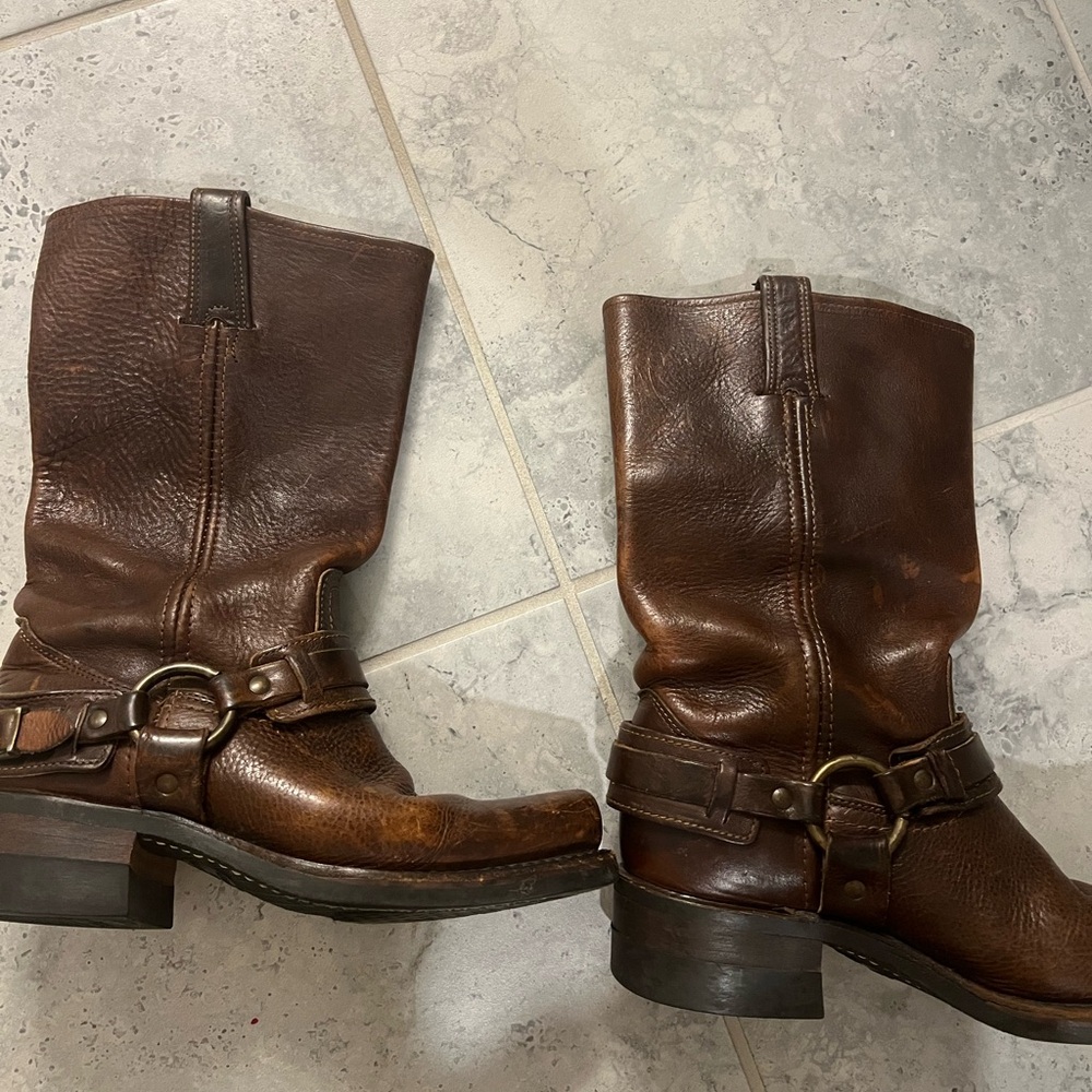 Frye Boots Brown - Size 7